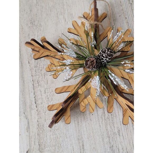 Wooden snowflake pine cone Frost snow glitter ornament Xmas - Picture 2 of 5